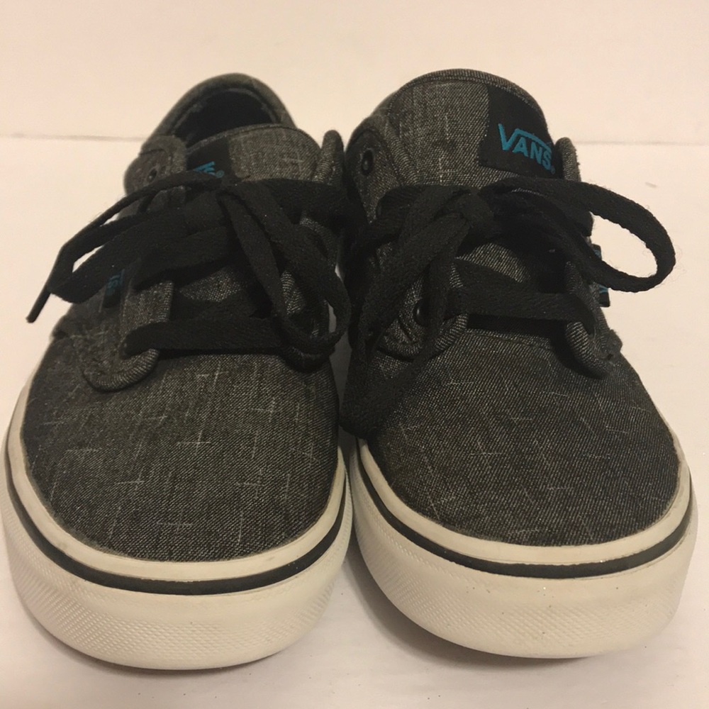 Vans - Picture 2 of 7